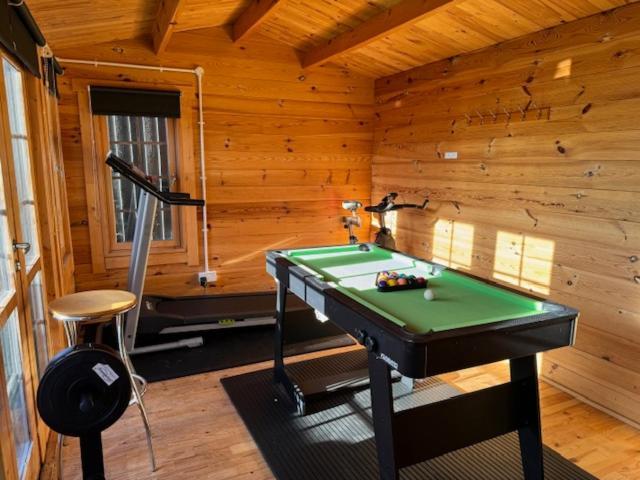 Netflix Home Jacuzzi Gym Fast Wifi Ps5 Free Parking 2 Spaces Hereford Kültér fotó